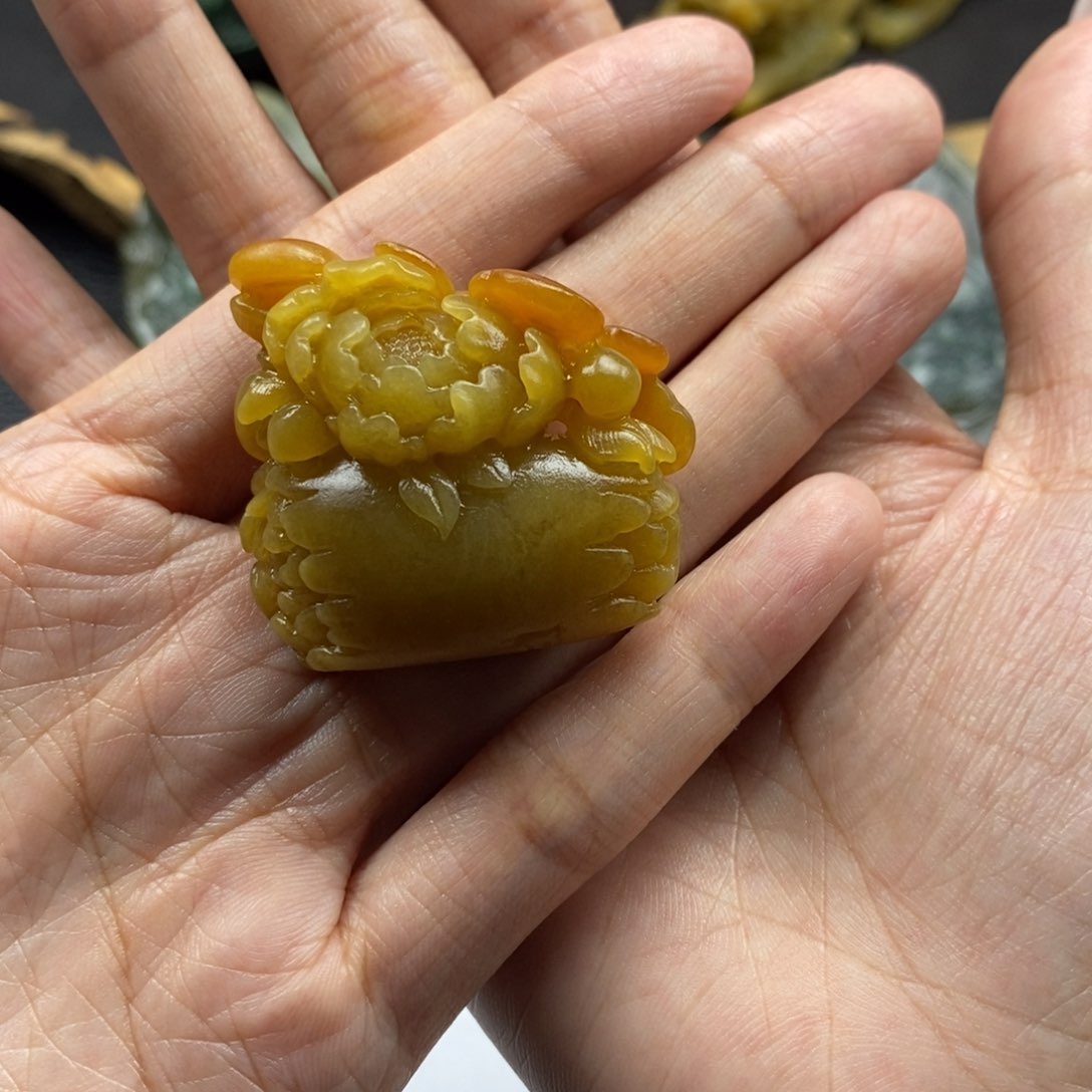 定制翡翠未镶嵌啊*