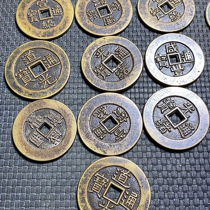 大***8铜现代文创工艺品花钱