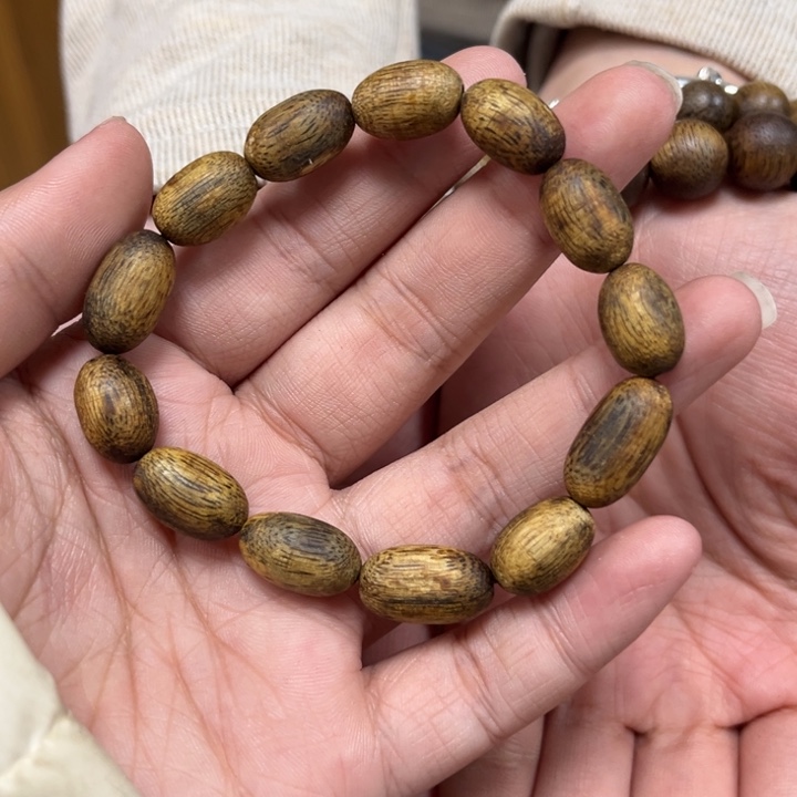 沉香手串0.9米粒单圈多样性发1