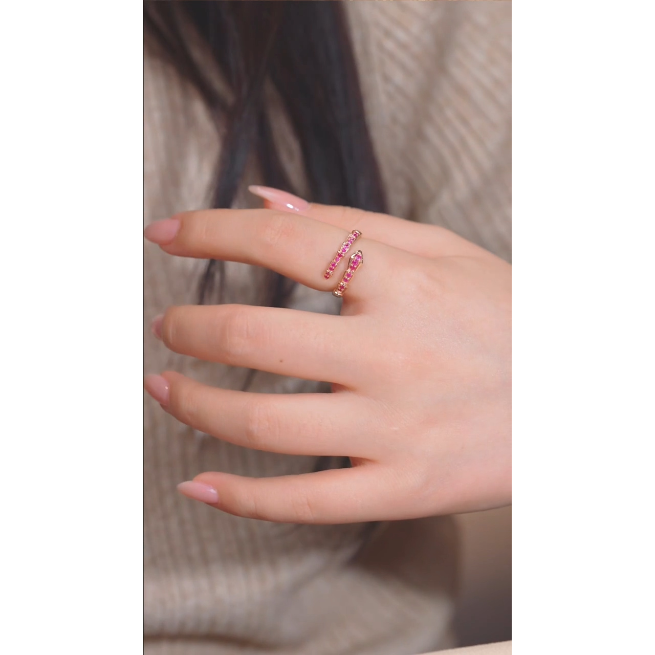 红宝石戒指18K金镶嵌@@U9926