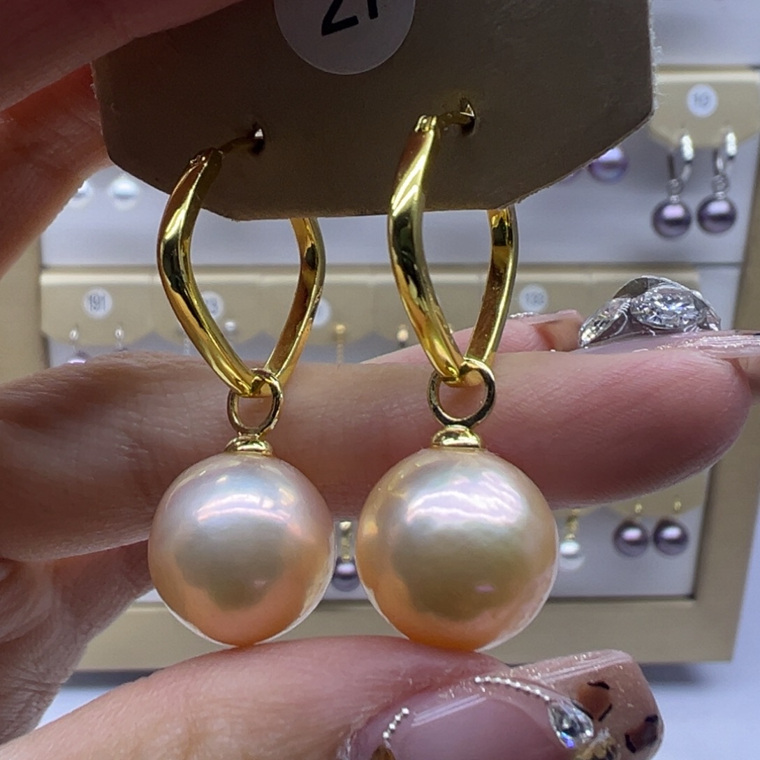 淡水珍珠耳饰未镶嵌