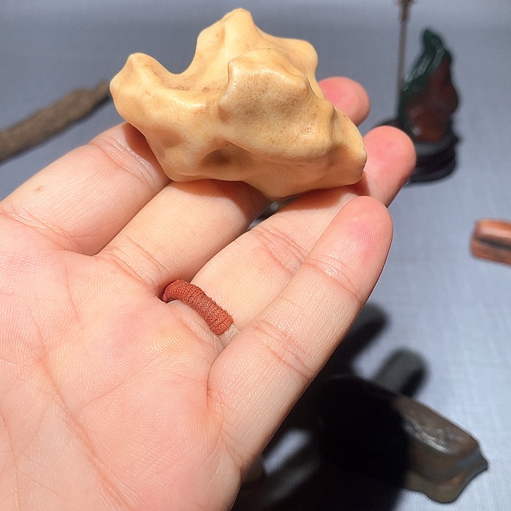 石材阿拉善沙漠漆和平鸽