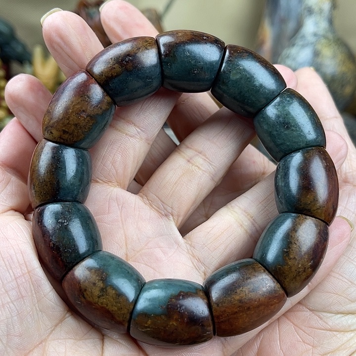 岫岩河磨玉（透闪石质玉）手串未镶嵌