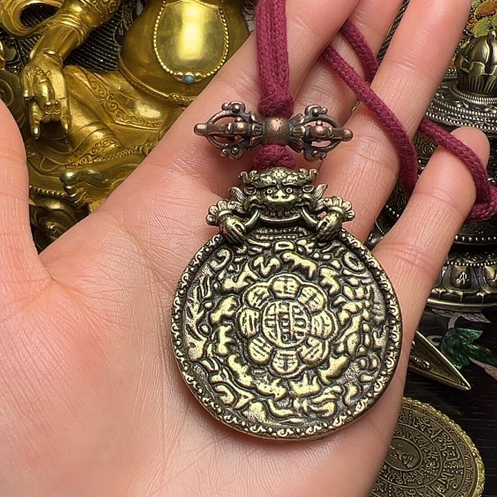 ٩****泥塑藏式风格小分财产