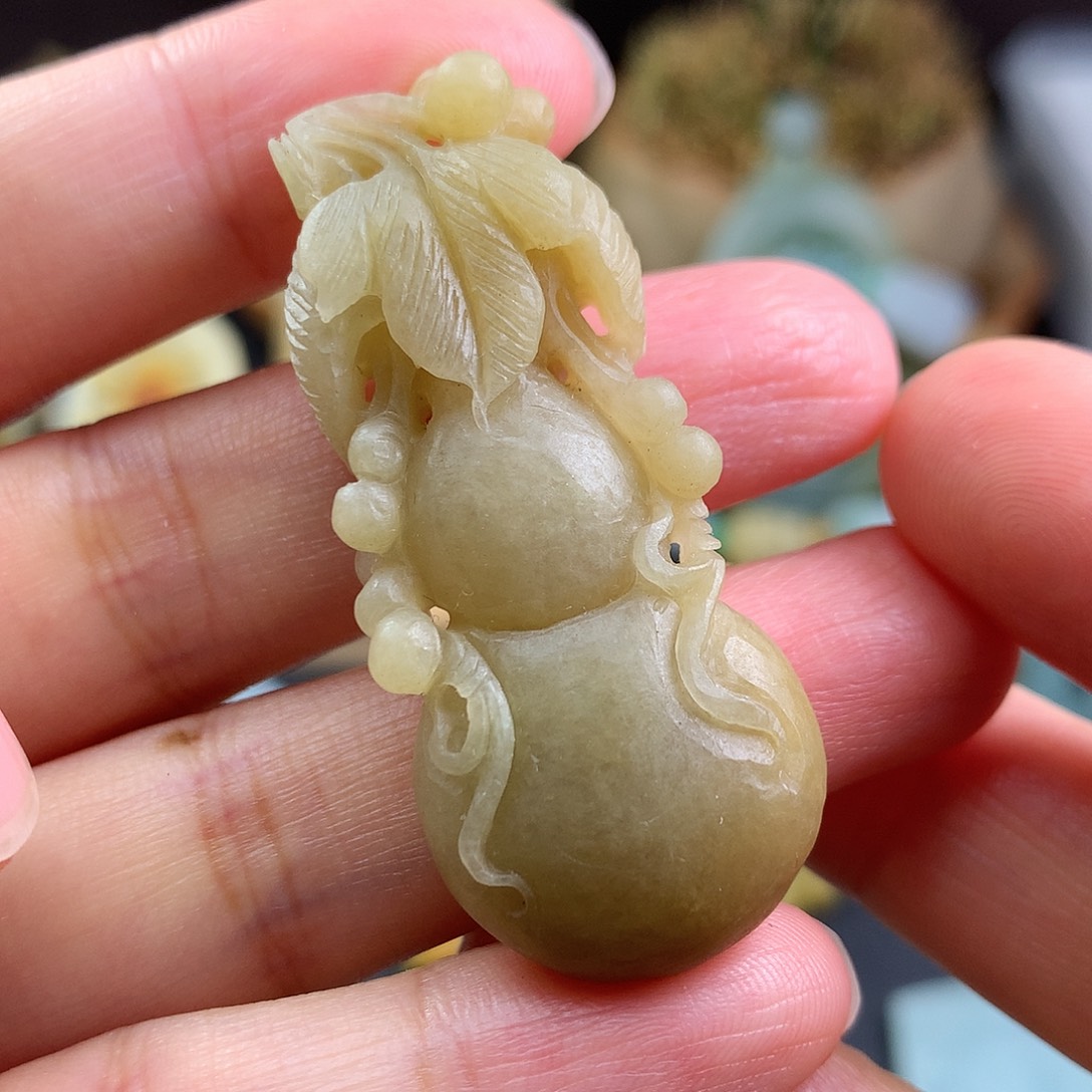 定制翡翠未镶嵌葫芦