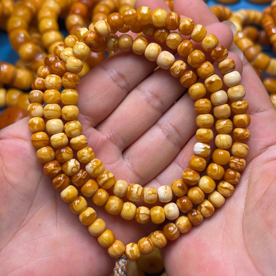 未镶嵌吊坠(不含链)蜜蜡