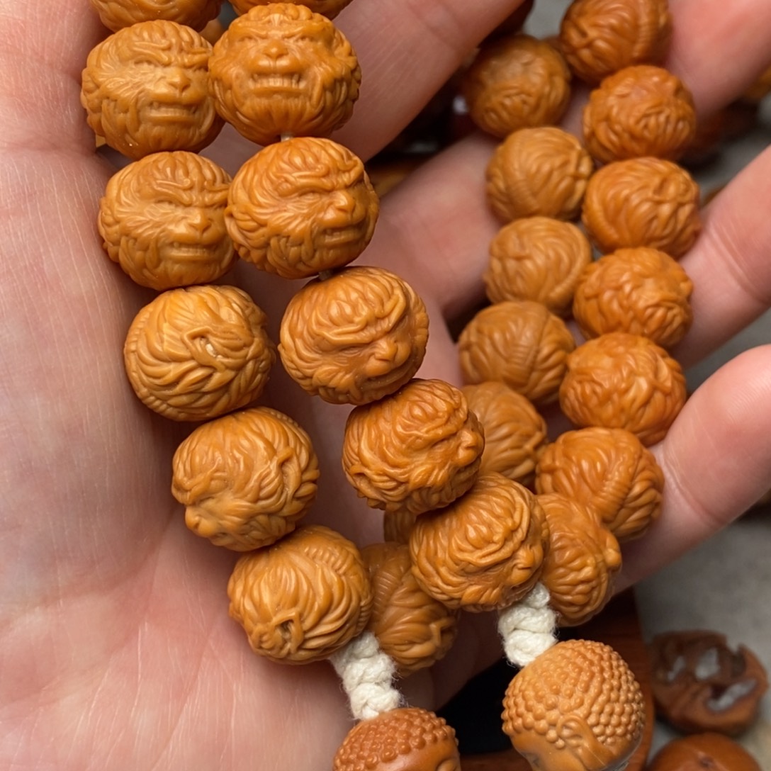 莫***天猴头核桃吊坠大圣15