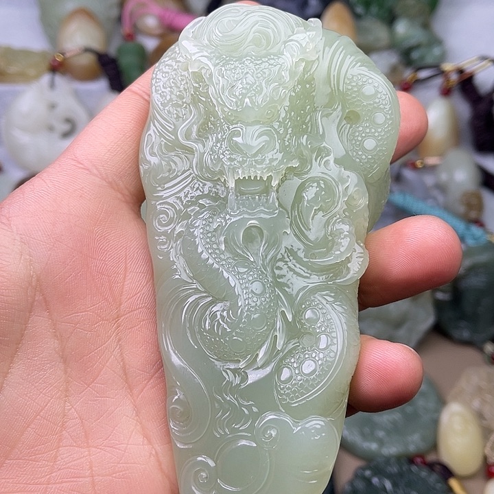 和田玉吊坠(赠链)未镶嵌