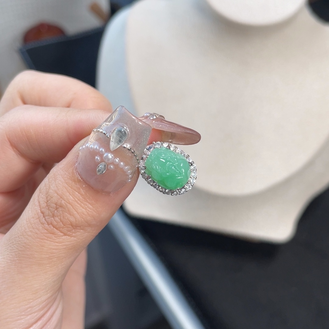 翡翠吊坠(不含链)银S925镶嵌125888