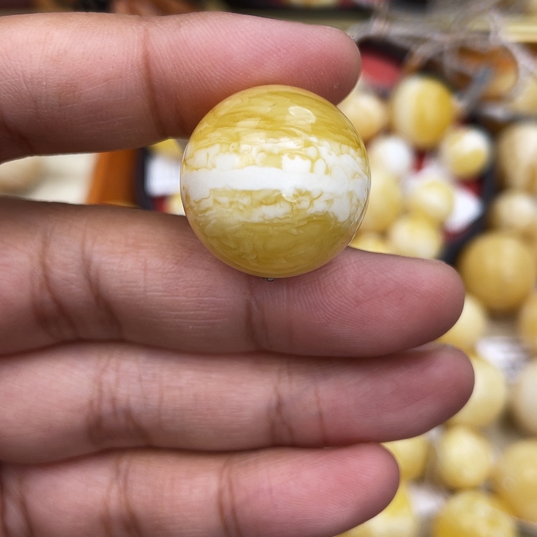 蜜蜡未镶嵌珠宝奇石22.5