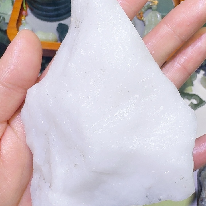 和田玉未镶嵌车挂