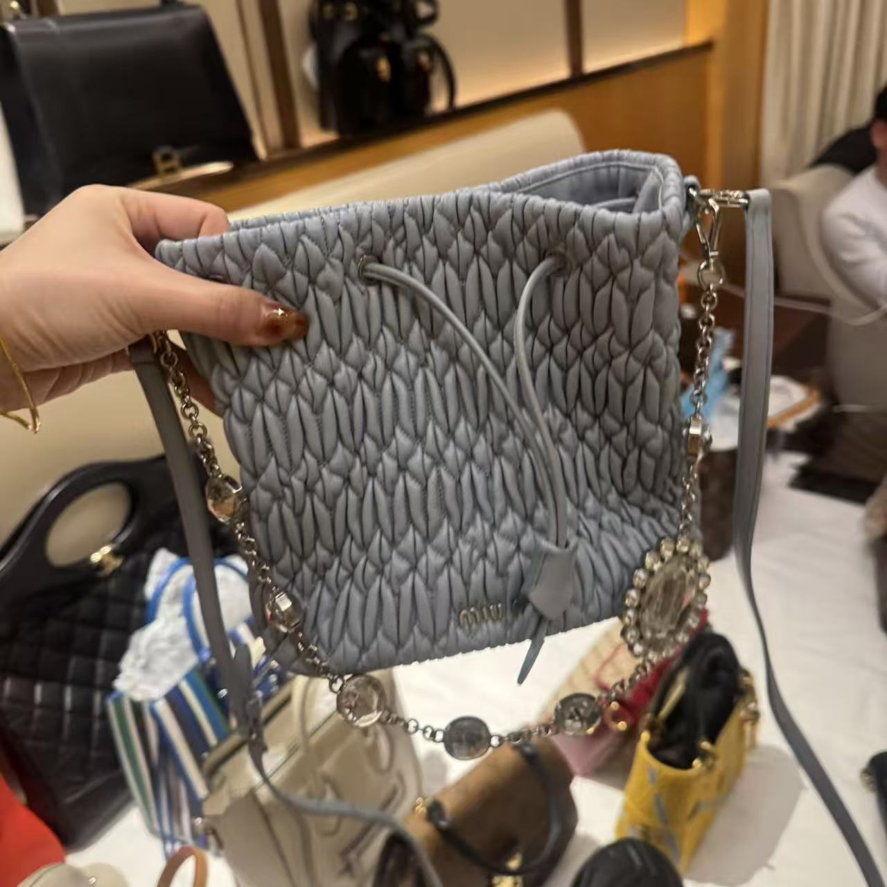 95新 MIU MIU/缪缪 缪缪蓝色水桶  -1  cx  /二奢包包