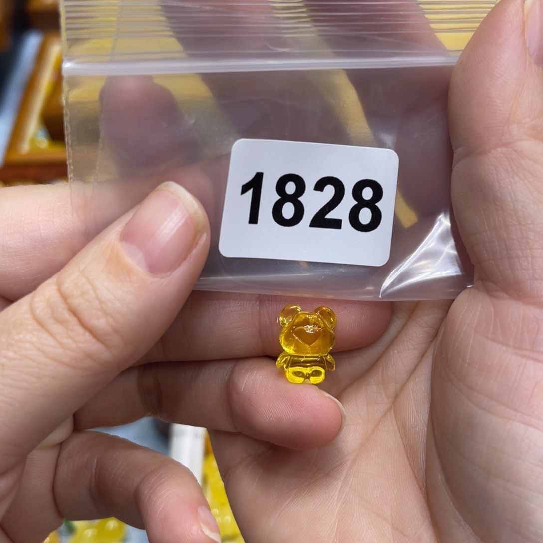 琥珀珠宝奇石未镶嵌