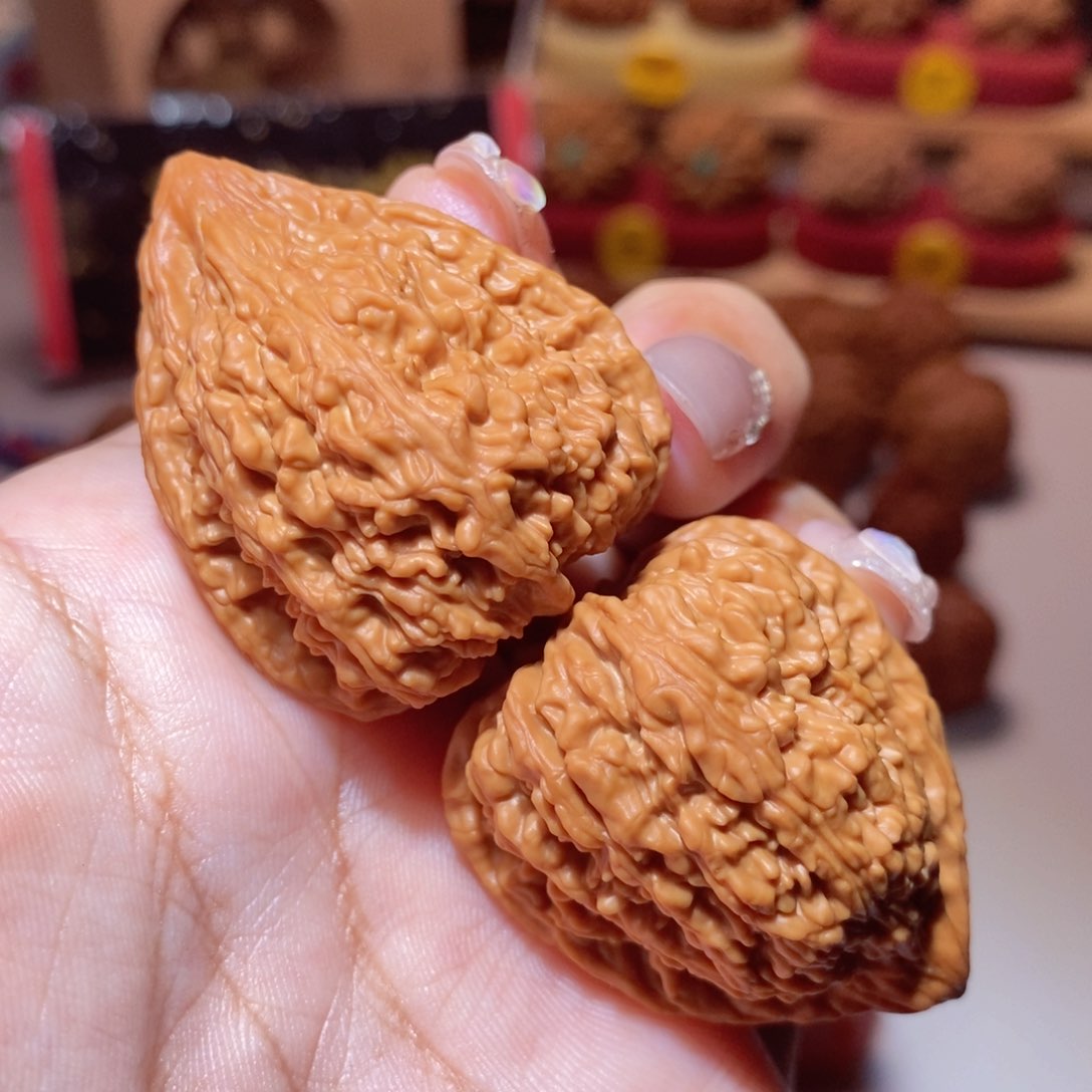 文玩核桃把件全品34.5塔尖