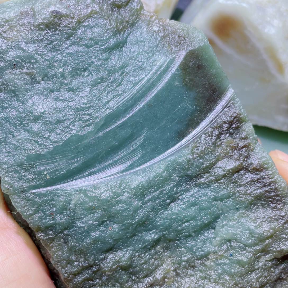 和田玉未镶嵌珠宝半成品