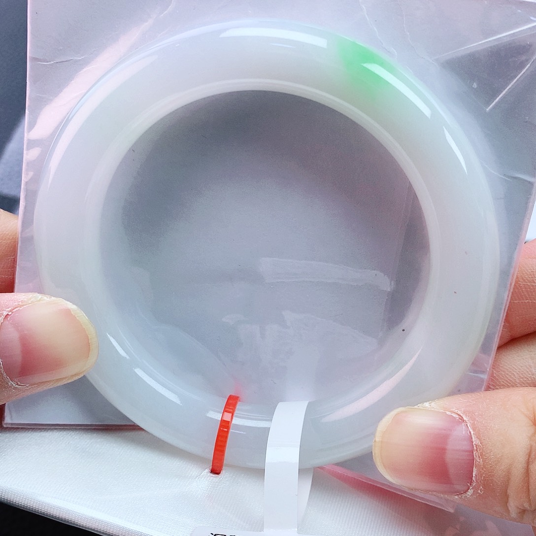 未镶嵌手镯（圆镯）翡翠52胖绿