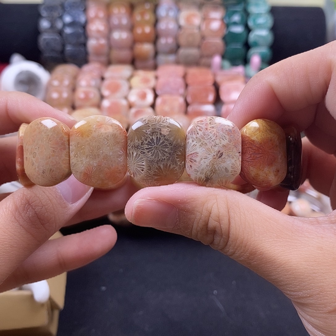 硅化珊瑚（珊瑚玉）未镶嵌手牌 上新9