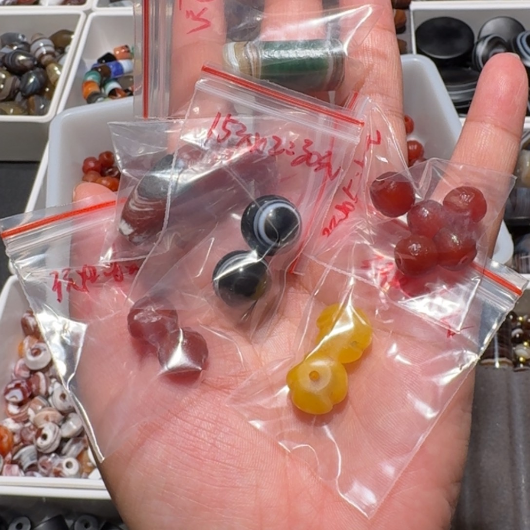 玛瑙/玉髓未镶嵌珠宝半成品