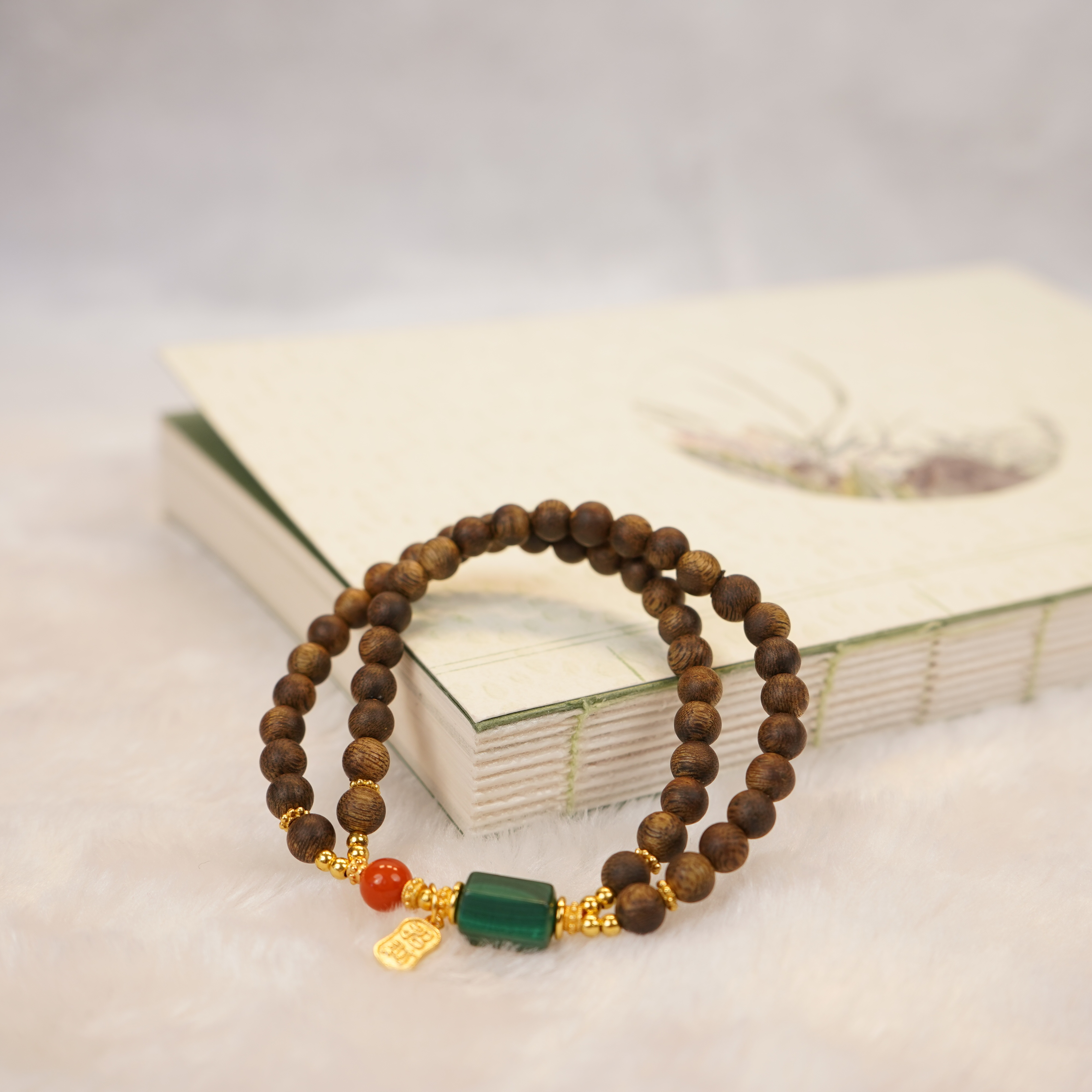 （东方美人）奇楠沉香设计手串双圈二YLWC00024