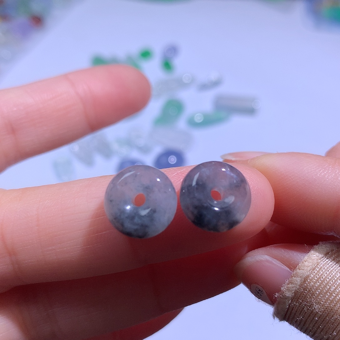 翡翠颈饰未镶嵌扣