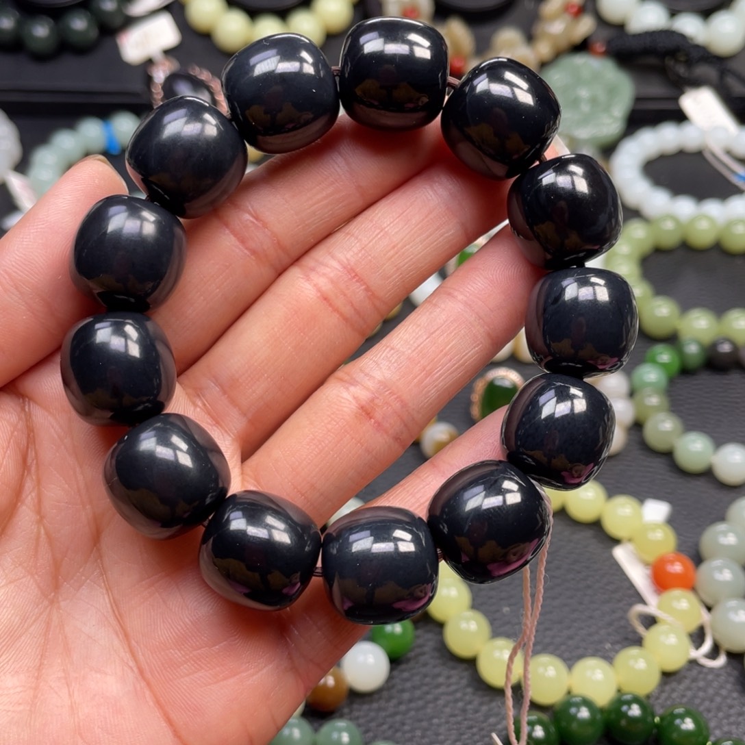 和田玉未镶嵌手链