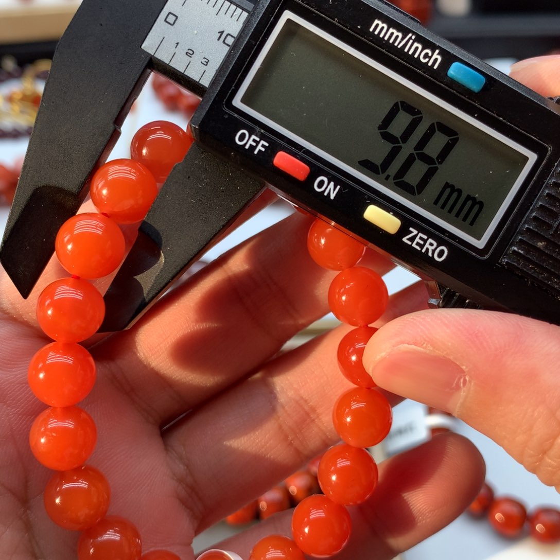 南红玛瑙手链未镶嵌