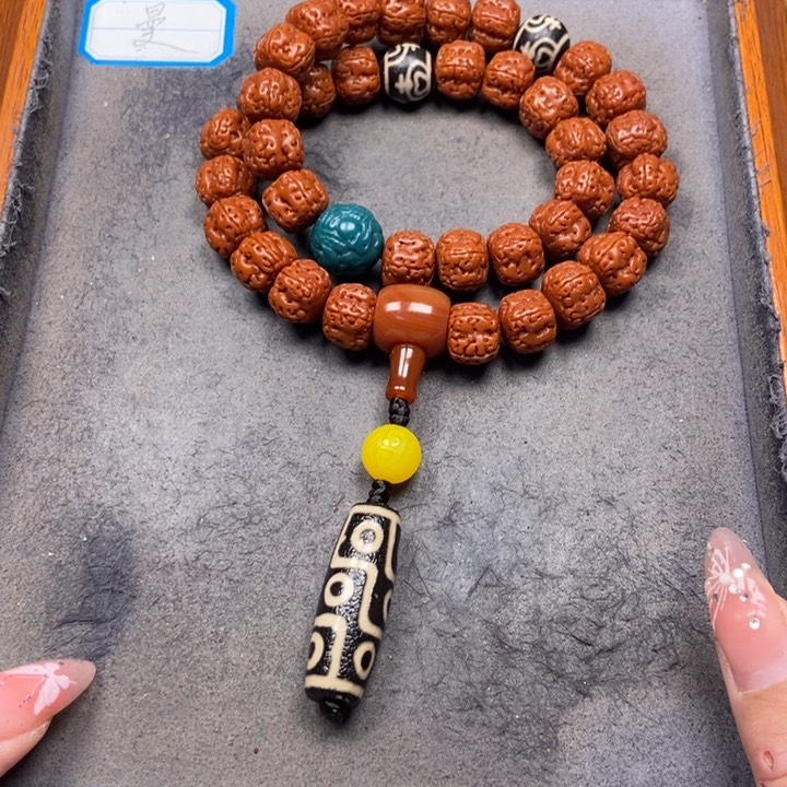 金刚菩提吊坠菩提