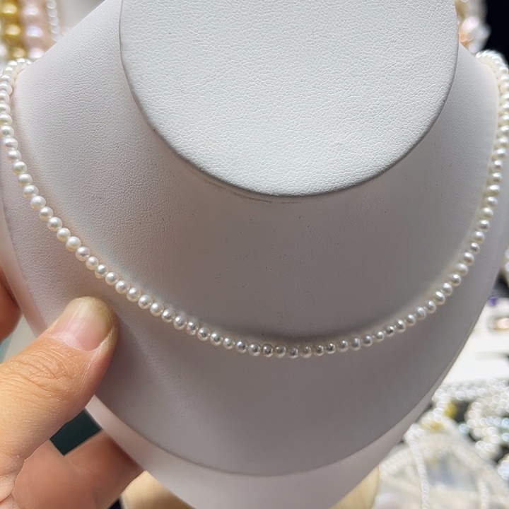 未镶嵌淡水珍珠颈饰