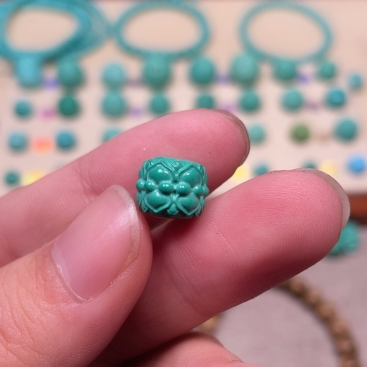 云见家匠心手工雕刻配饰，尺寸11