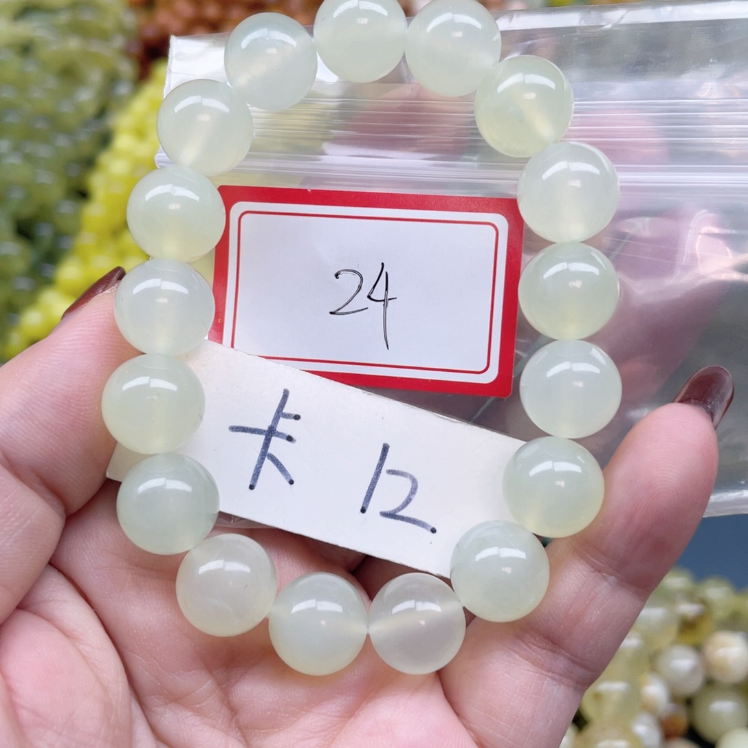 未镶嵌蛇纹石玉手串桃***困