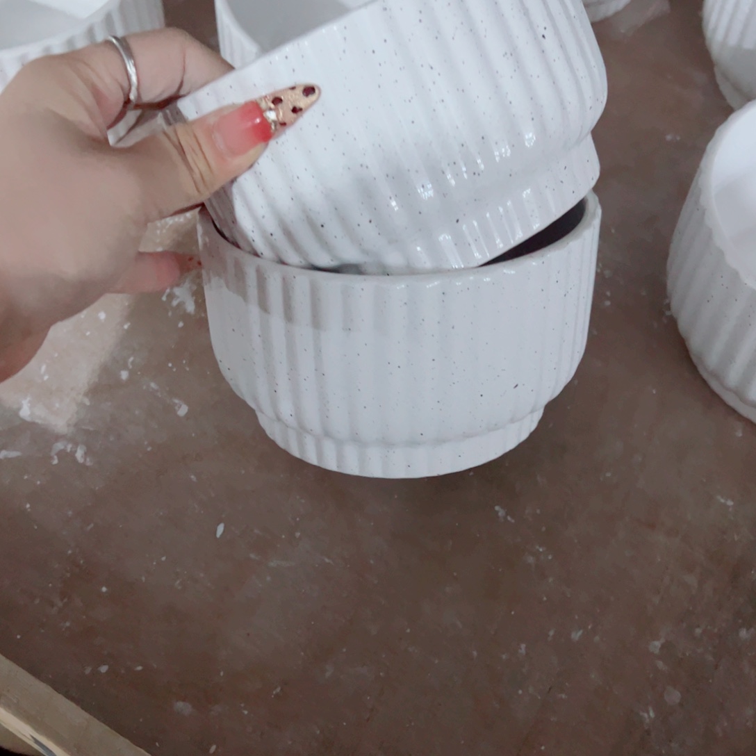 有孔，陶瓷花盆满10米包邮发货