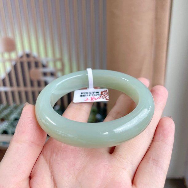 新疆且末料正装手镯天然和田玉玉石镯子多样性发货圈口50-62mm
