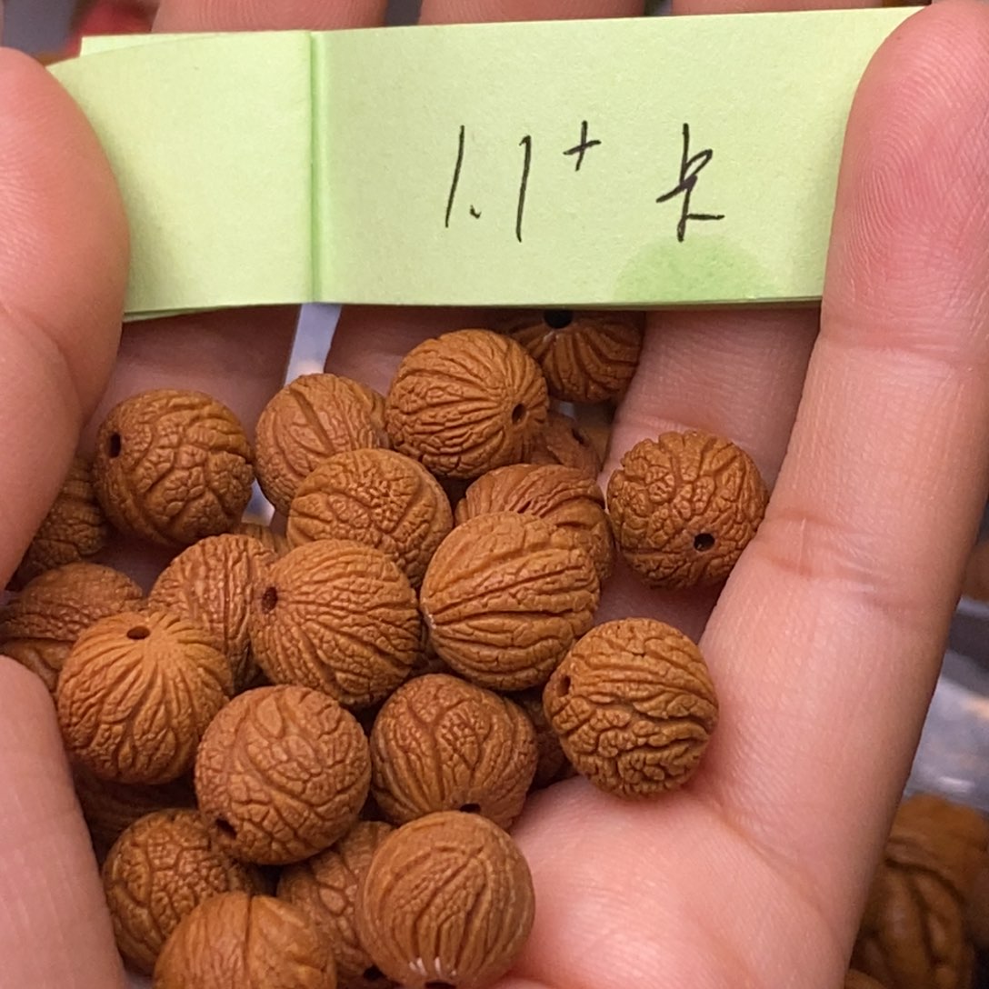 秦岭山脉龙纹桃核 21