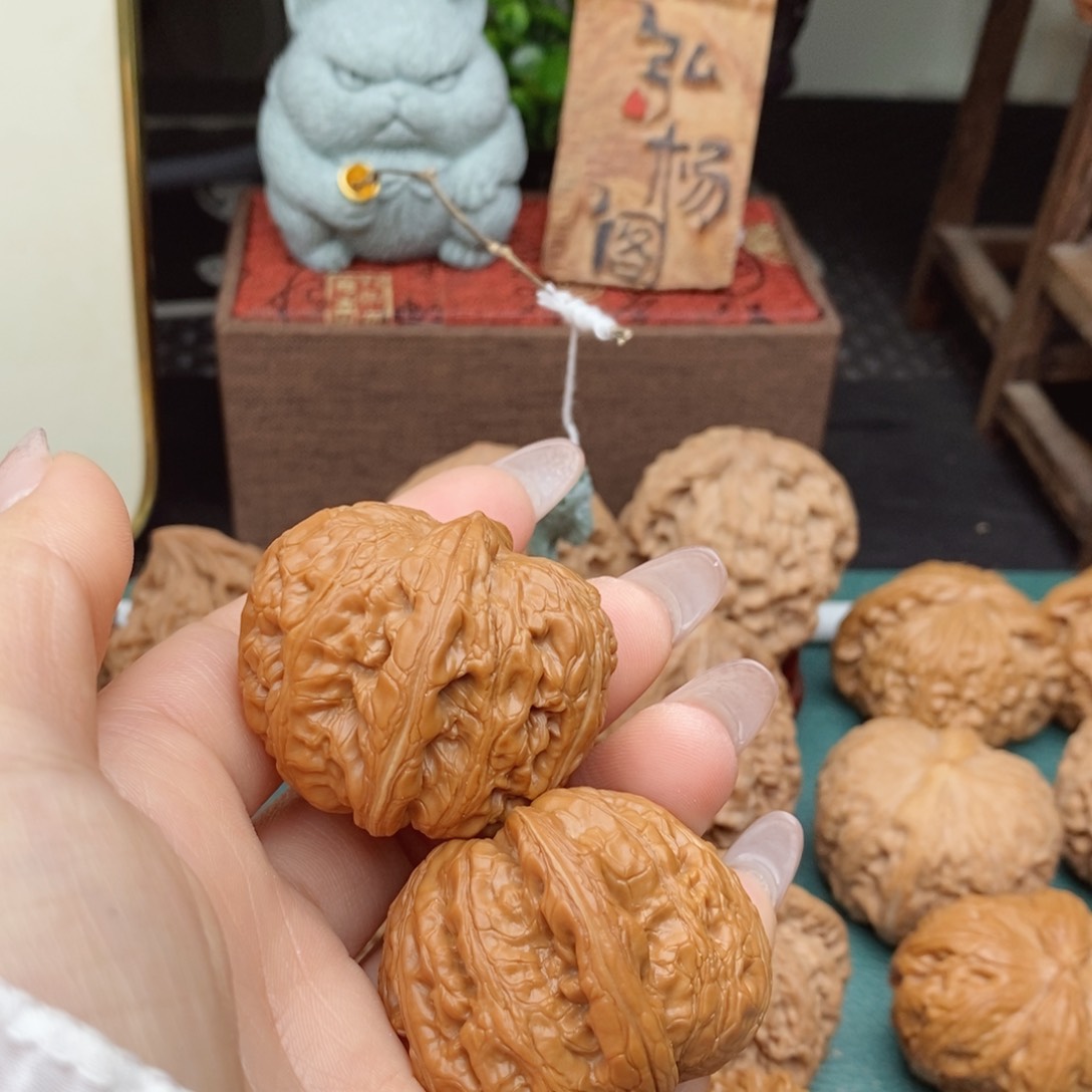 文玩核桃把件元宝全品