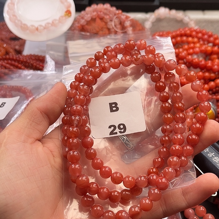 南红玛瑙未镶嵌多样性发货默认微瑕称重8mm