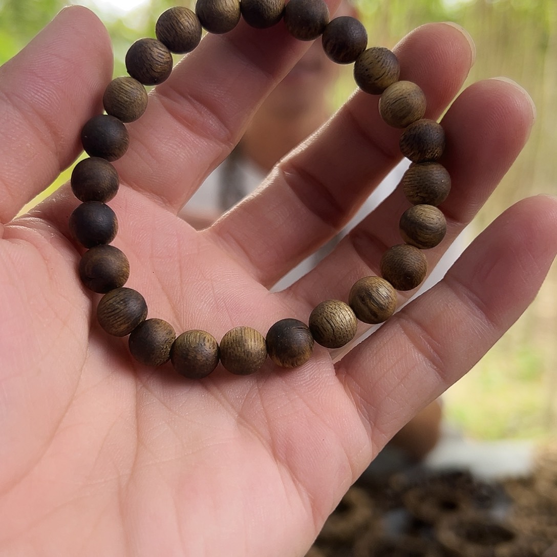 沉香沉香香囊海南白棋0.8圆珠单圈虫漏款，多样性发一