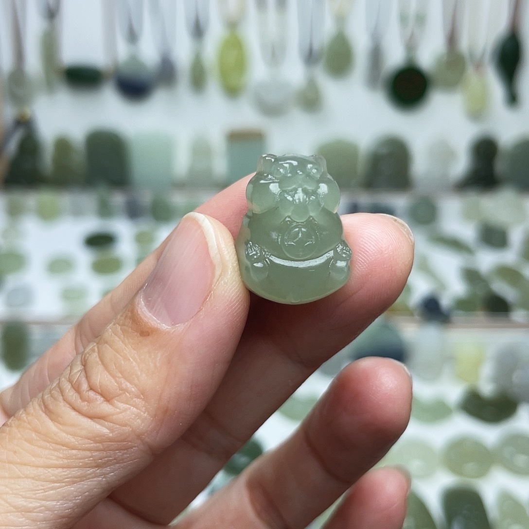 颈饰未镶嵌和田玉中***爱