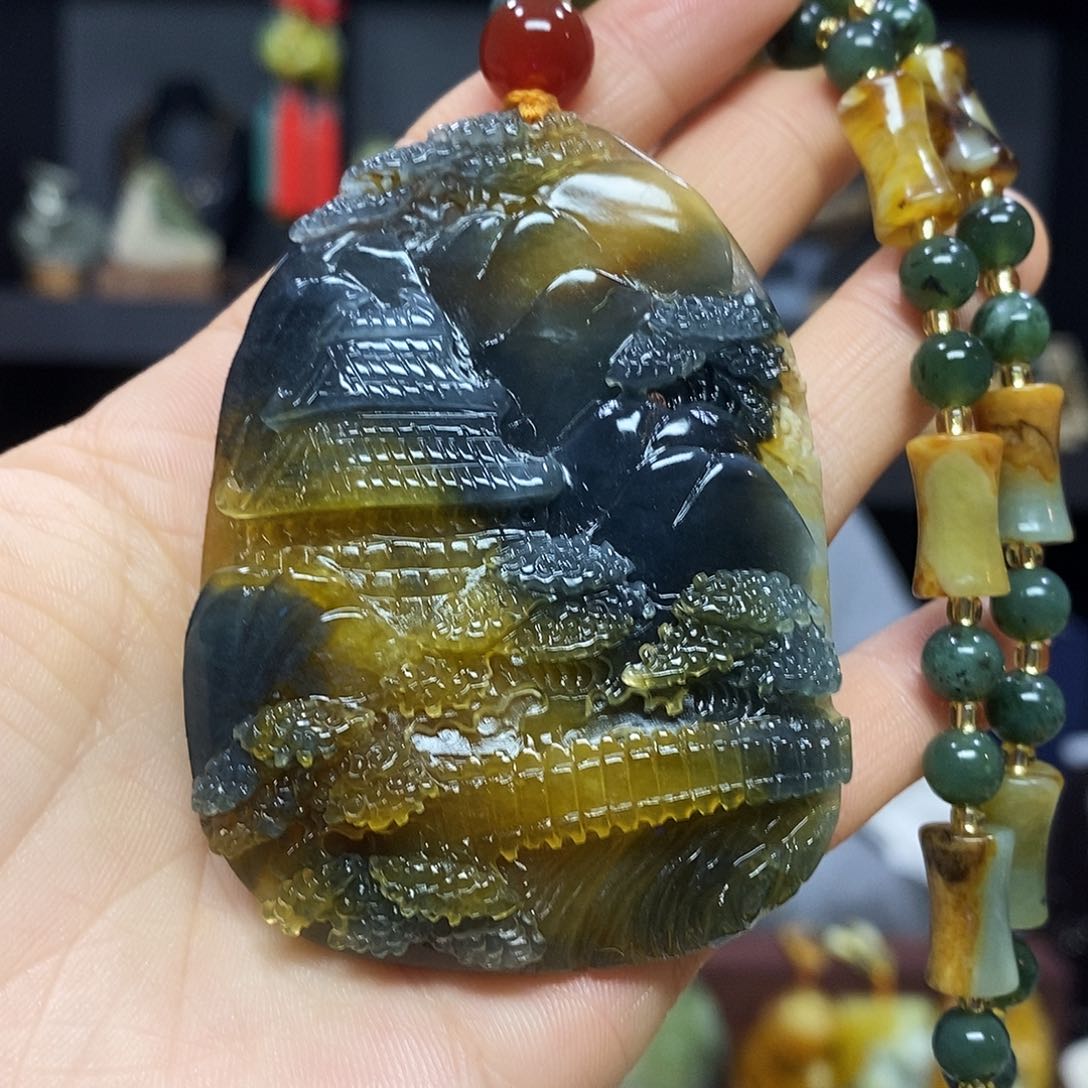 岫玉未镶嵌挂件吊坠