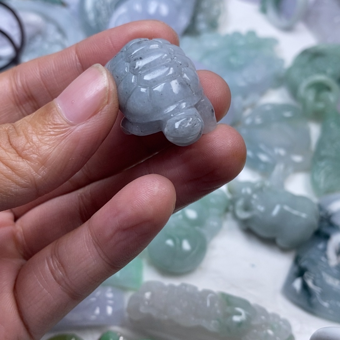 颈饰未镶嵌翡翠筱**韵翡翠