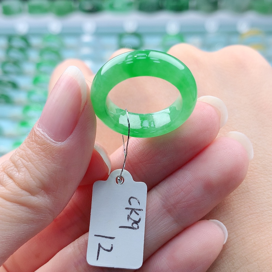 翡翠未镶嵌戒指缅甸翡翠A货