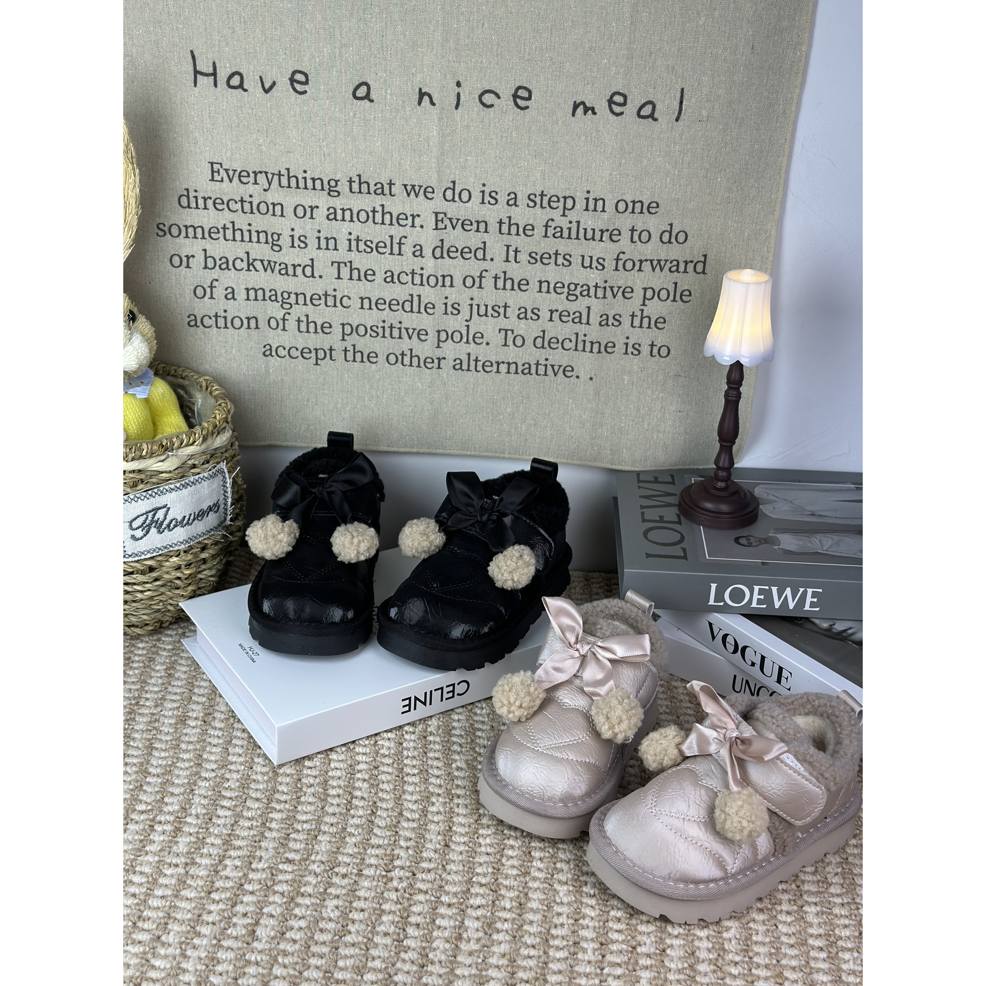 ②韩版童鞋2025女童冬季新款蝴蝶结毛球公主毛毛儿童加绒保暖棉鞋