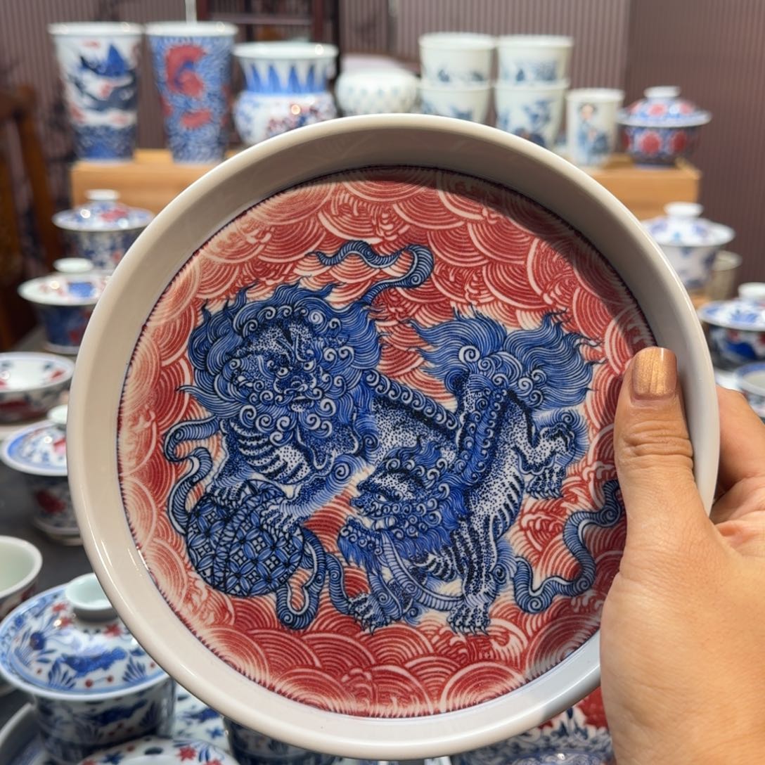 微瑕狮子壶承壶承