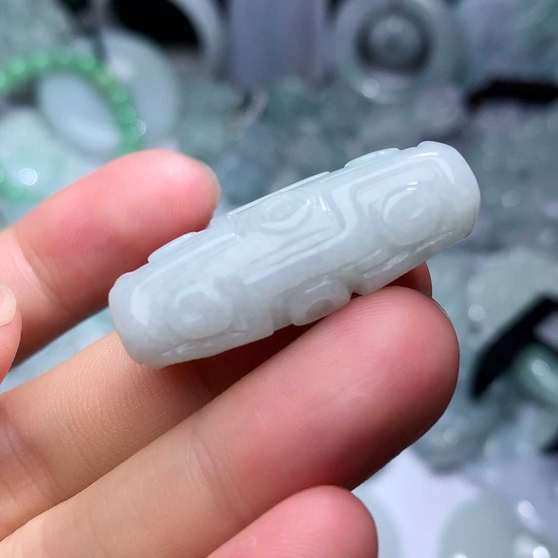 翡翠未镶嵌颈饰825