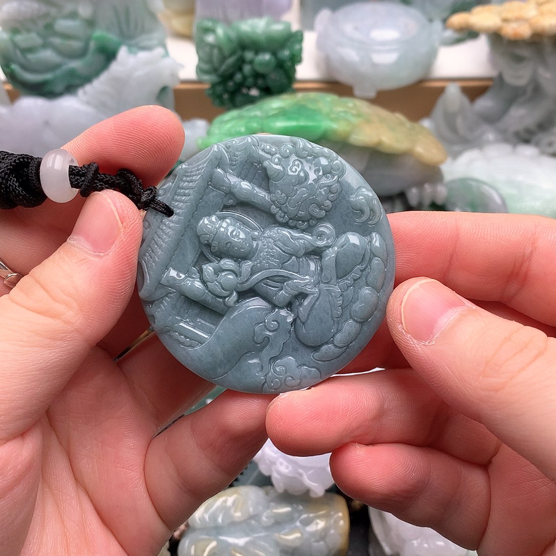 吊坠(不含链)未镶嵌翡翠