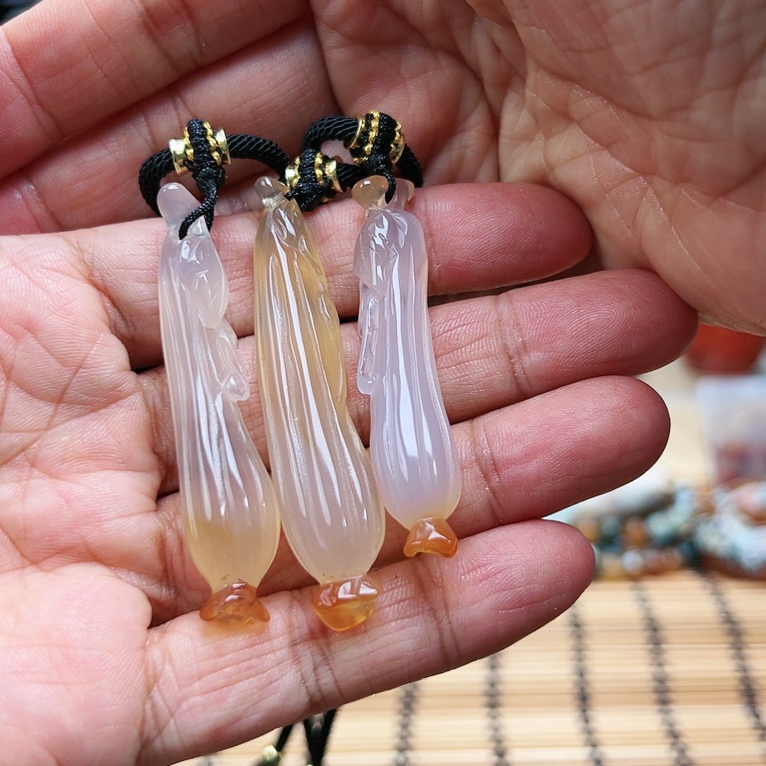 玛瑙/玉髓未镶嵌珠宝半成品随机3发一