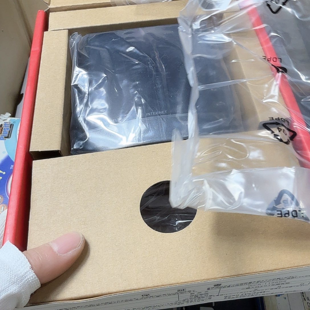 ****ᵗ中古商品，瑕疵品，不保好坏。989