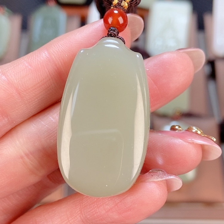 【闪购商品】和田玉颈饰未镶嵌