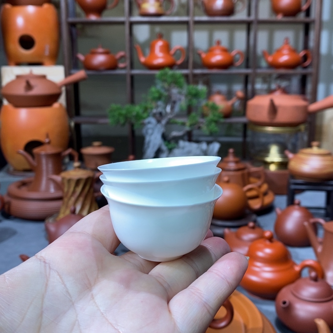 紫砂茶壶亏米高骨瓷杯玉兰杯3个原45米