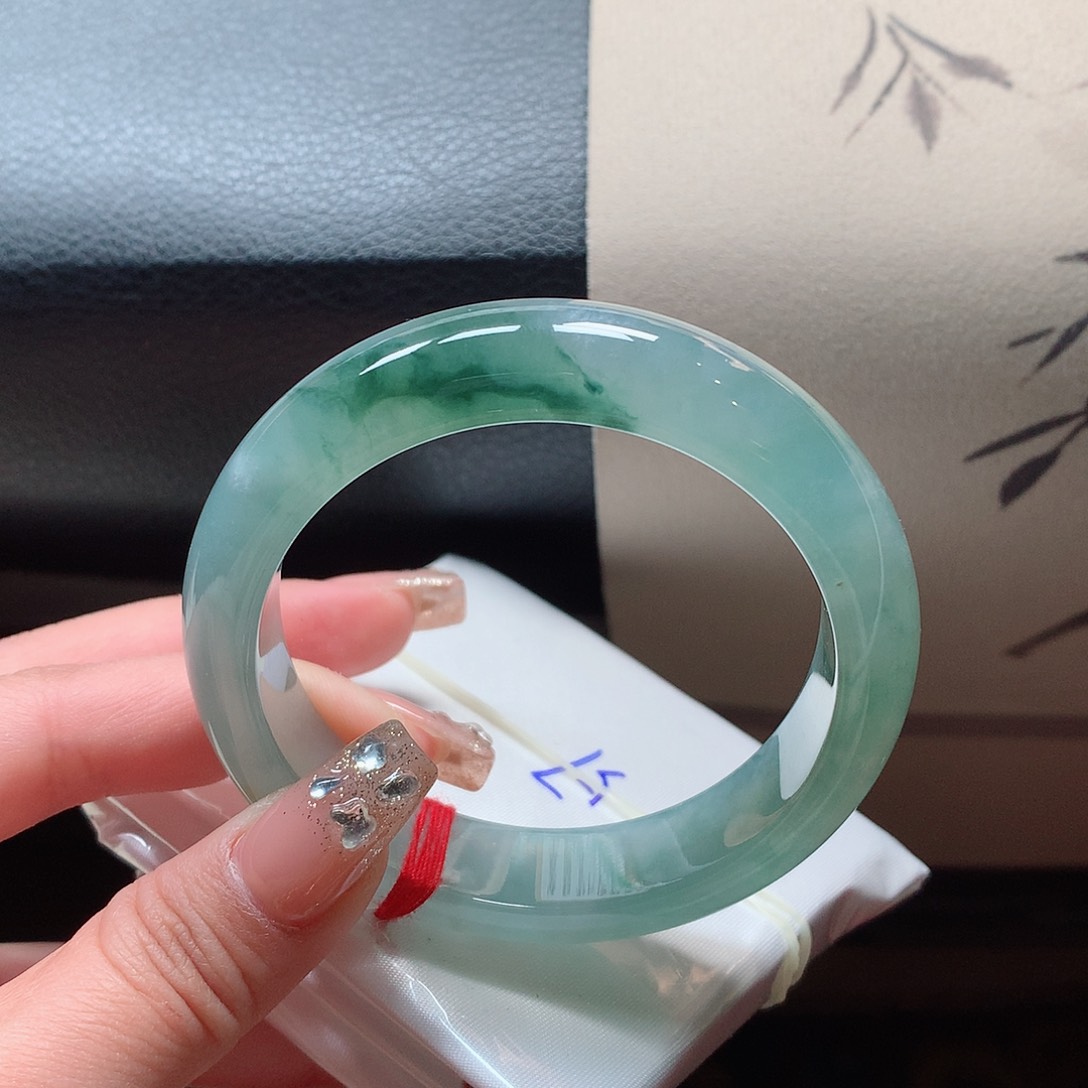 翡翠手镯未镶嵌9号
