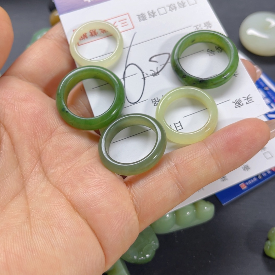 手串未镶嵌和田玉